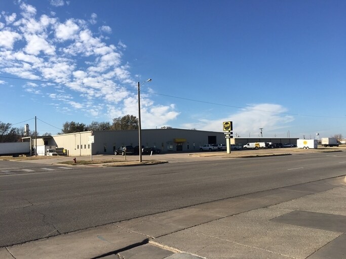 411 S Main St, South Hutchinson, KS for sale Building Photo- Image 1 of 1