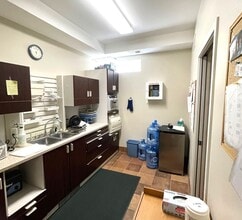 1288 Morro St, San Luis Obispo, CA for lease Interior Photo- Image 2 of 5