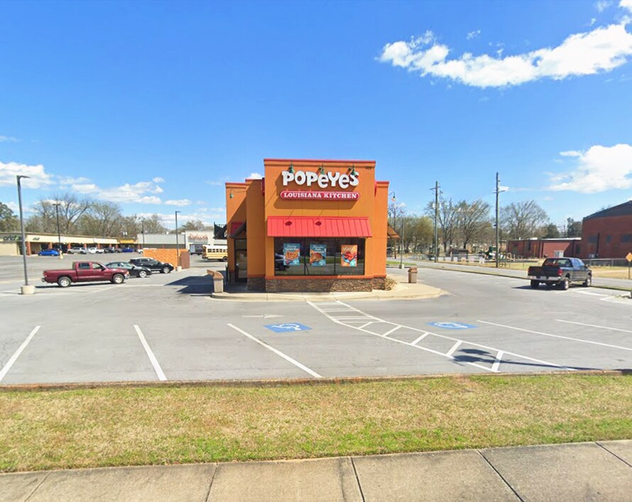 302 N Main St, Cedartown, GA for lease Building Photo- Image 1 of 3