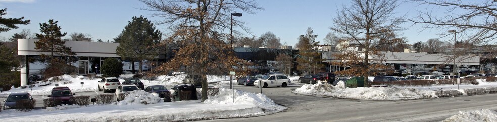 6 Executive Plz, Yonkers, NY for sale - Building Photo - Image 1 of 1