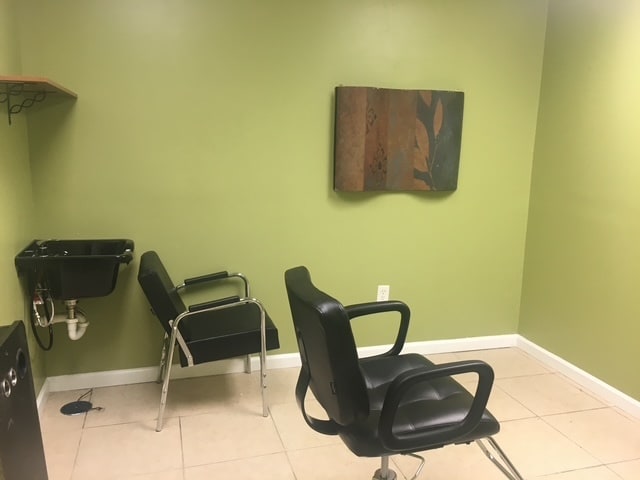 7440 Wright Rd, New Orleans, LA for lease - Building Photo - Image 3 of 5