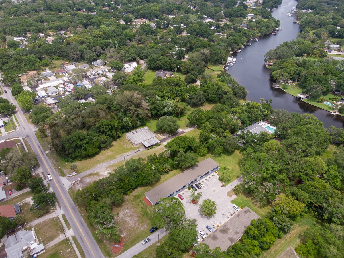 6111 N Rome Ave, Tampa, FL 33604