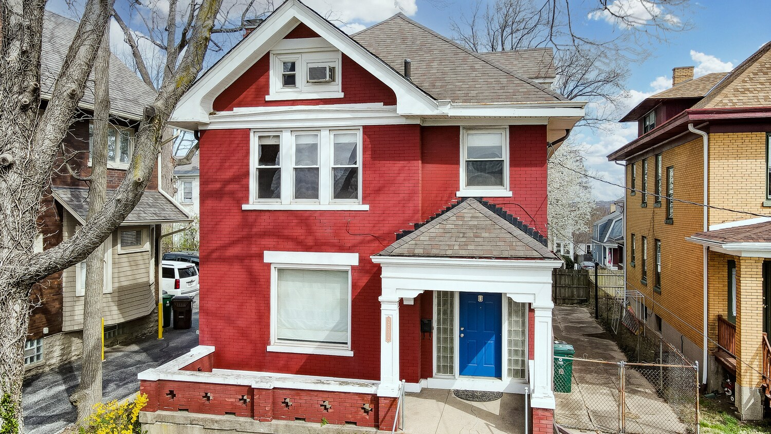 2732 Madison Rd, Cincinnati, OH for sale Primary Photo- Image 1 of 1