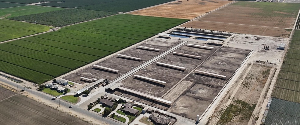 19257 S Fruit Ave, Riverdale, CA for sale - Primary Photo - Image 1 of 4