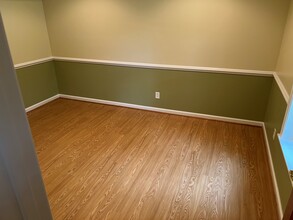 695 Bent Oaks Dr, Earlysville, VA for lease Interior Photo- Image 2 of 5