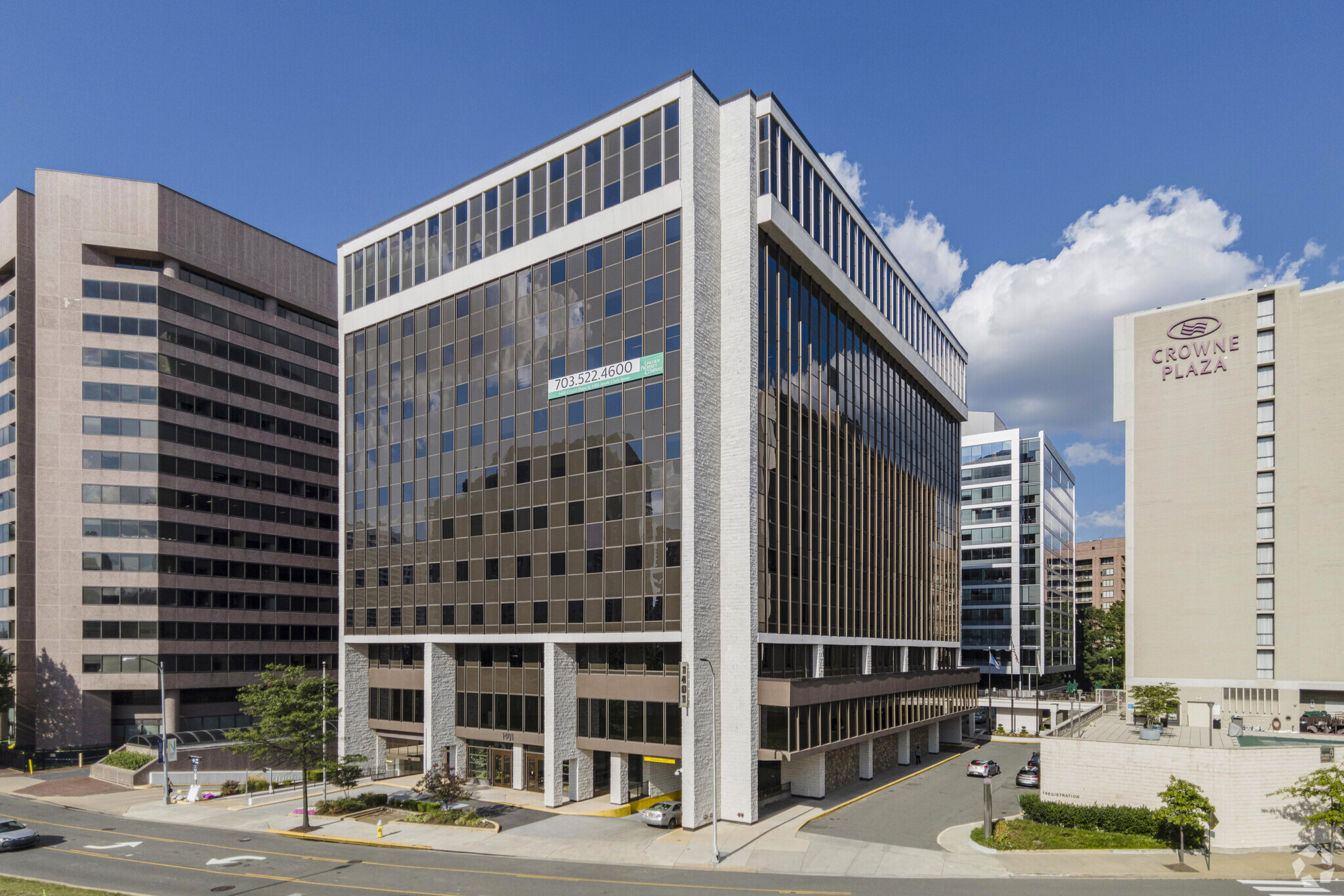 1401 S Clark St, Arlington, VA for lease Building Photo- Image 1 of 7