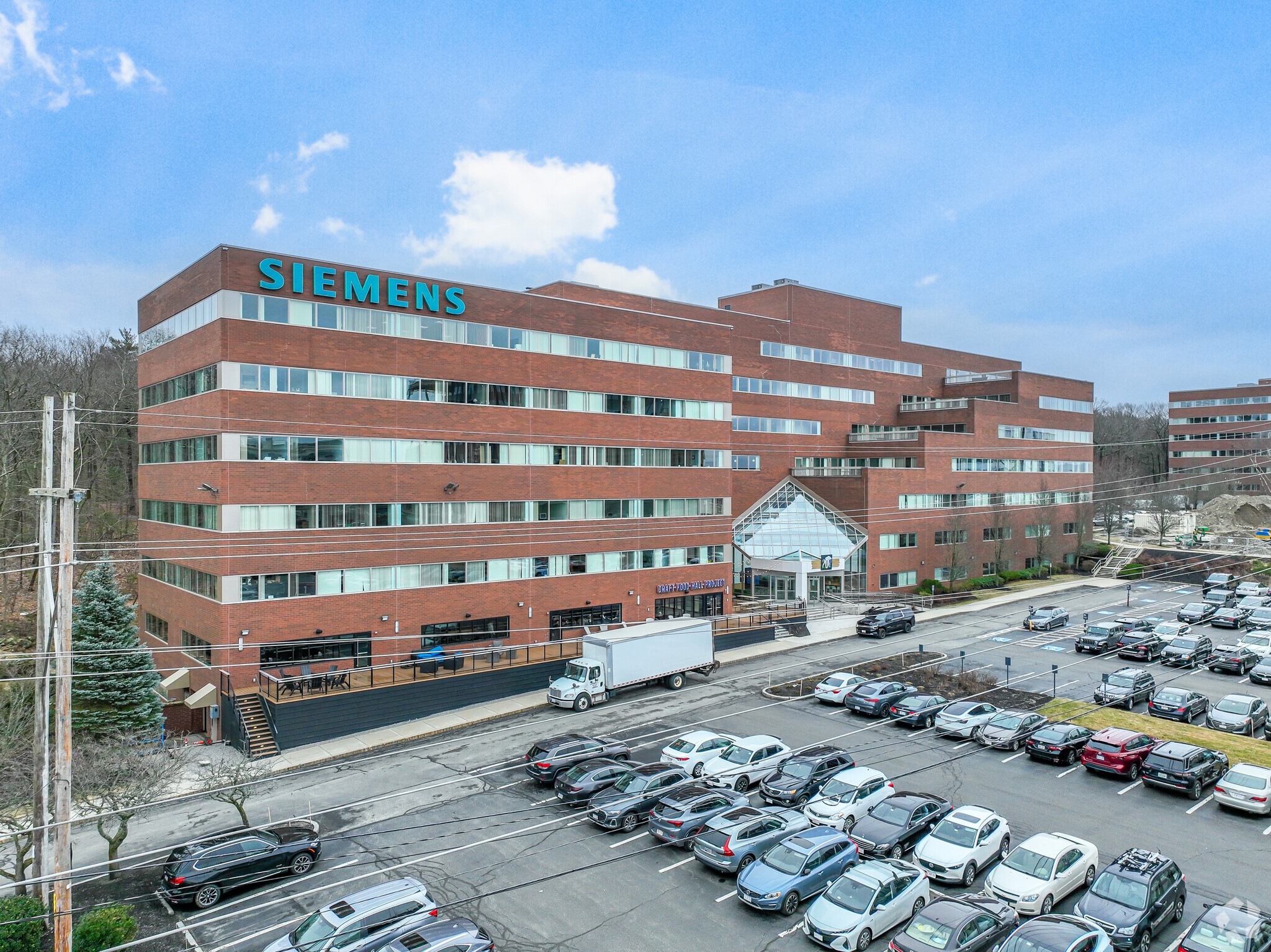 200 Fifth Ave, Waltham, MA for lease Building Photo- Image 1 of 9