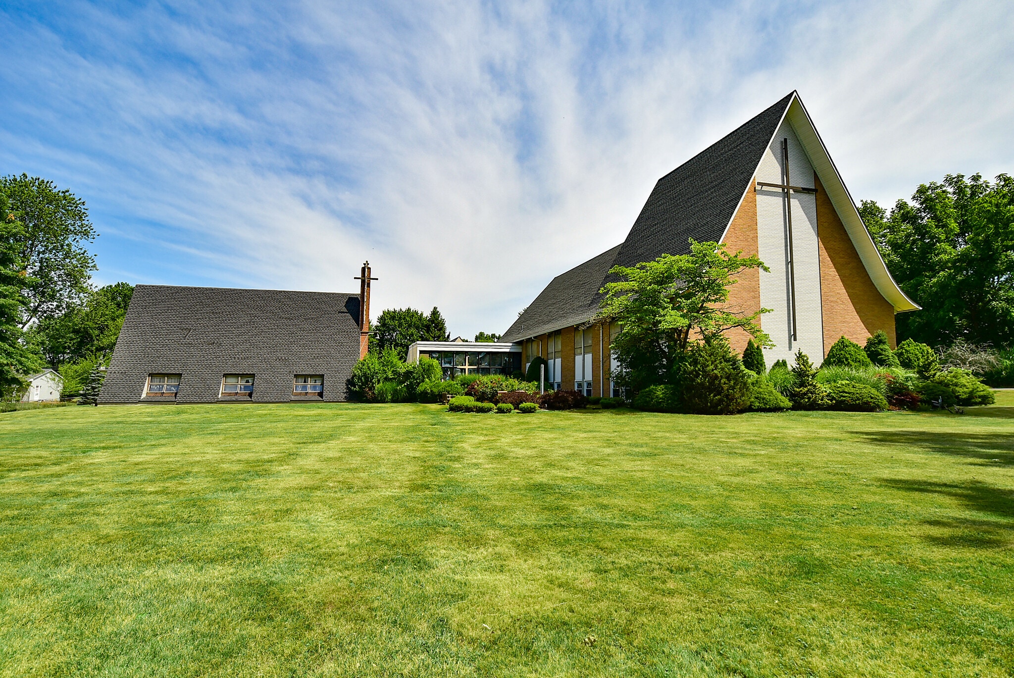 1120 Silver Ln, East Hartford, CT for sale Primary Photo- Image 1 of 1