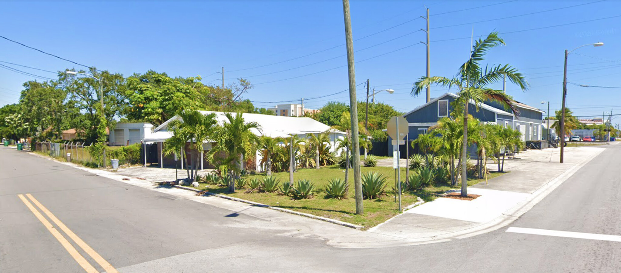 400 NW 1st St, Dania Beach, FL for sale Primary Photo- Image 1 of 7