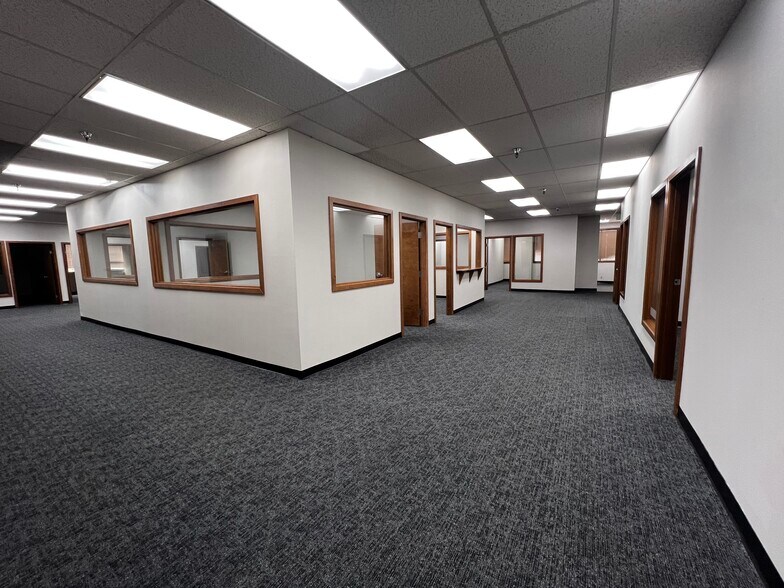 18435 Olympic Ave S, Tukwila, WA for lease - Building Photo - Image 3 of 4