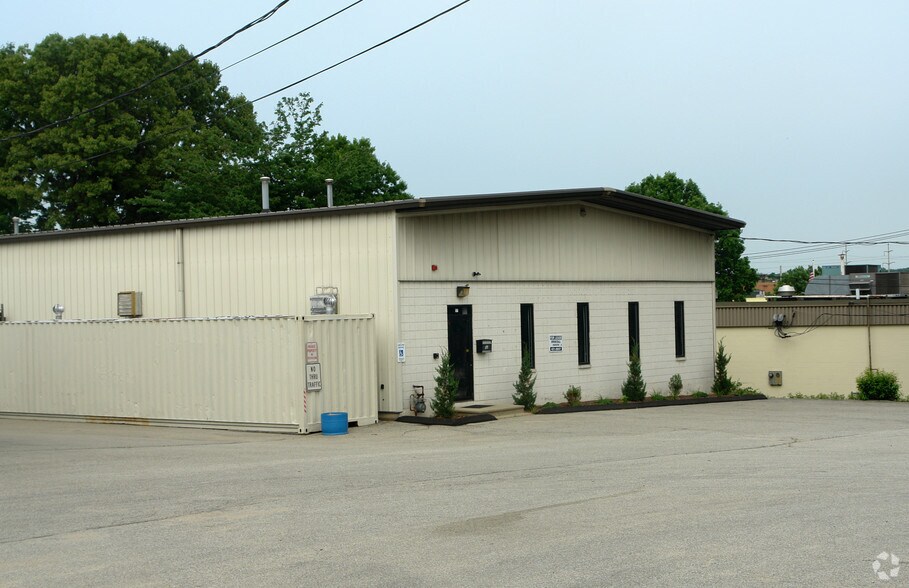 177 Chestnut St, Warwick, RI for sale - Primary Photo - Image 1 of 1