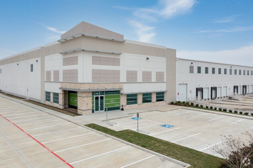 10619 Red Bluff Rd, Pasadena, TX 77507