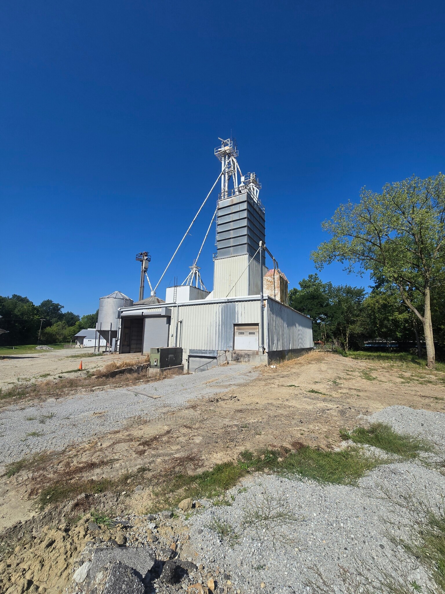 10199 S Wayne Rd, Warren, IN for sale Building Photo- Image 1 of 37