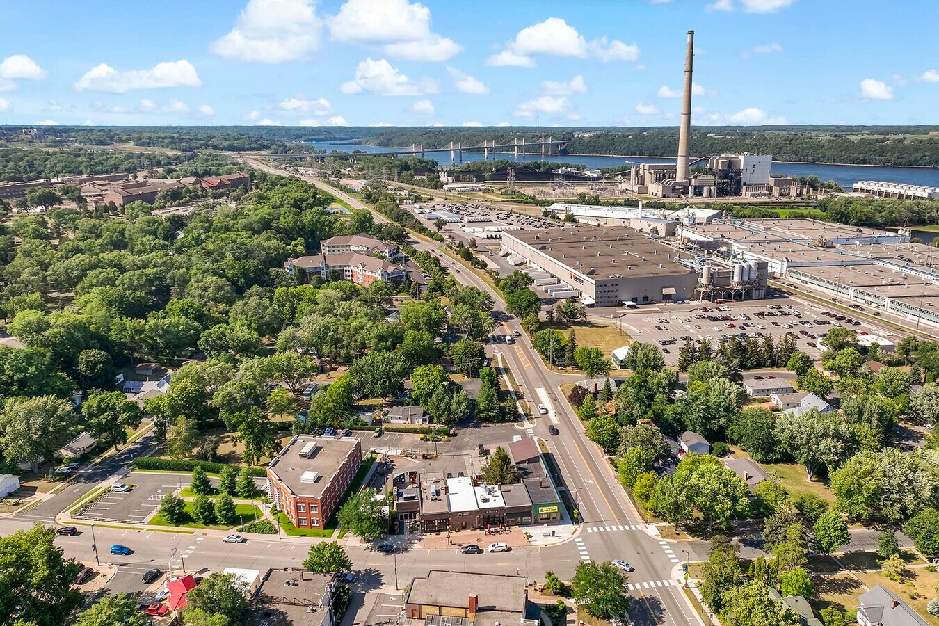 312 N 5th Ave, Bayport, MN 55003