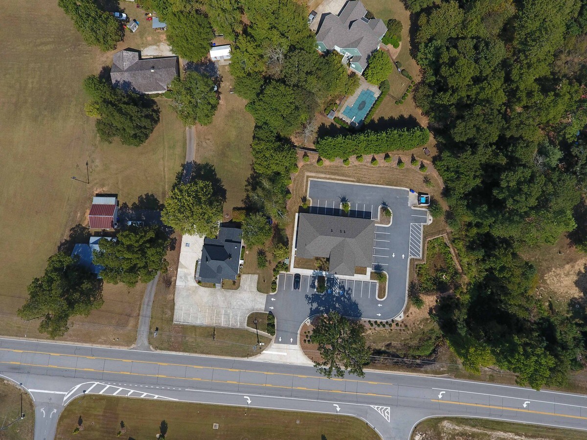 682 Washington St, Jefferson, GA 30549