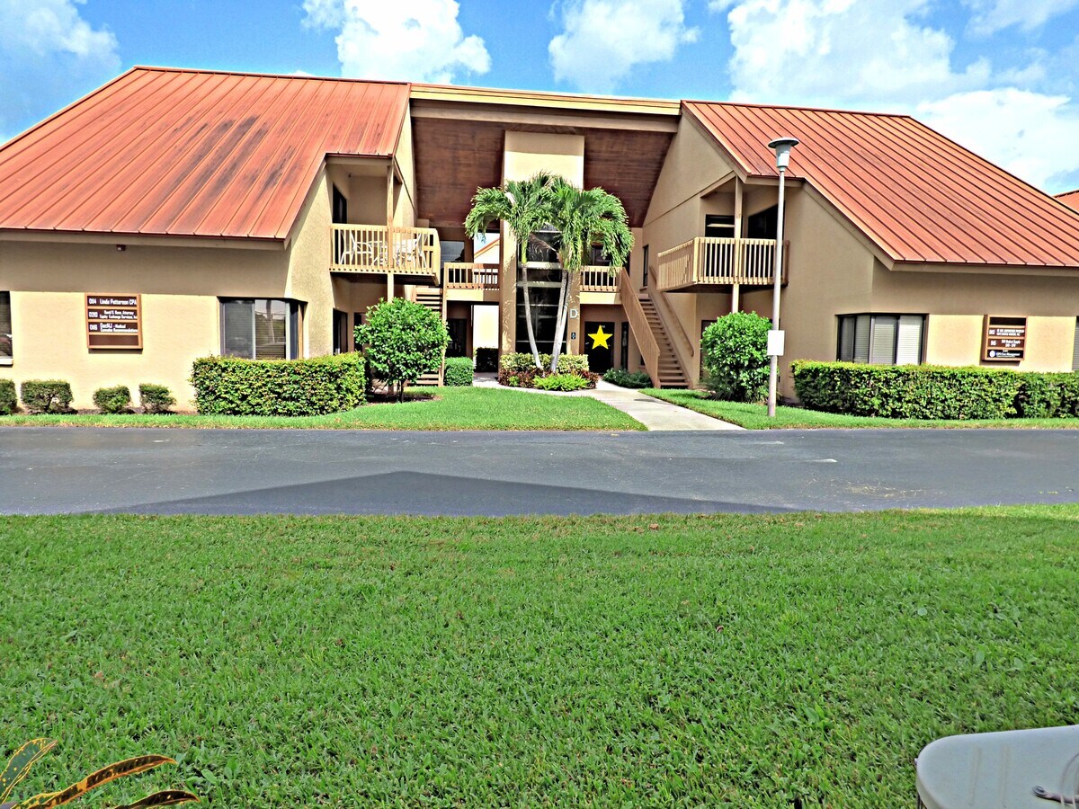 2831 Ringling Blvd, Sarasota, FL 34237