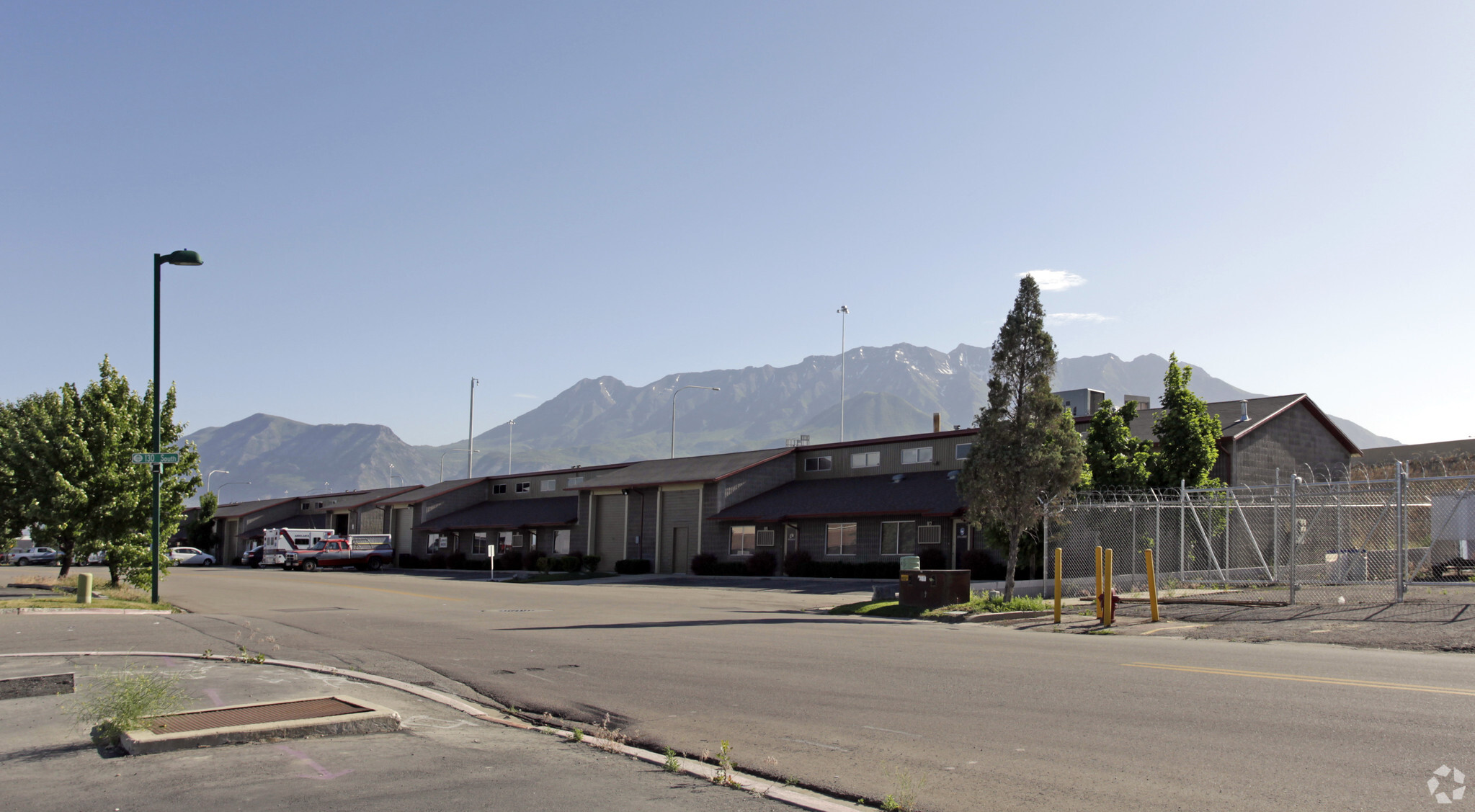 75-97 Mountain Way Dr, Orem, UT for sale Primary Photo- Image 1 of 1