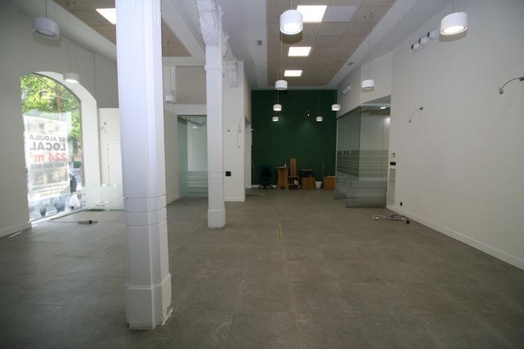 Calle Gran Vía de Colón, 29-29, Granada, Granada for lease Building Photo- Image 1 of 25