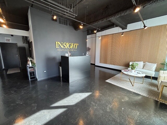 1652-1654 W North Ave, Chicago, IL for lease Interior Photo- Image 1 of 17