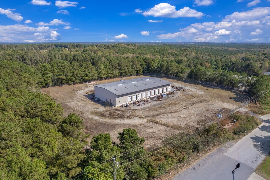 101 Commerce Ave, Clinton, SC for sale - Building Photo - Image 1 of 7