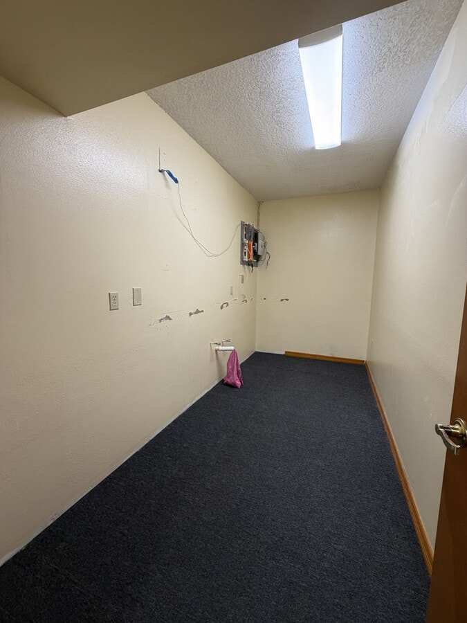 1400 W Oak St, Kissimmee, FL 34741 - Unit C & D -  - Interior Photo - Image 1 of 19