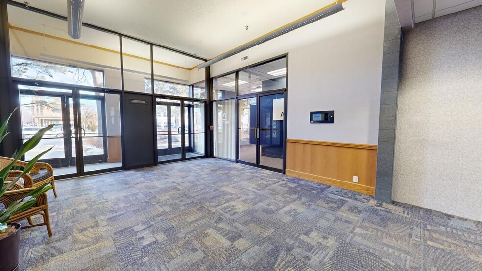 222 N 32nd St, Billings, MT for lease - Interior Photo - Image 2 of 18