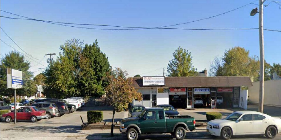 260 Hempstead Tpke, West Hempstead, NY for sale - Building Photo - Image 1 of 1