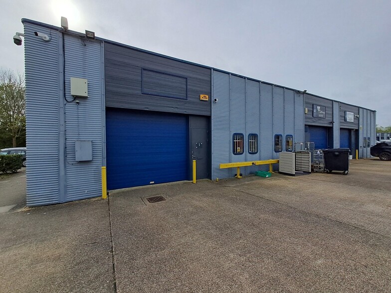 Garamonde Dr, Milton Keynes for lease - Building Photo - Image 1 of 2