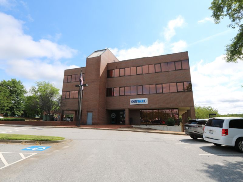 400 Memorial Drive Ext, Greer, SC for lease Building Photo- Image 1 of 10