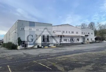 Vente Entrepôt 6 877 m² - Photo 1