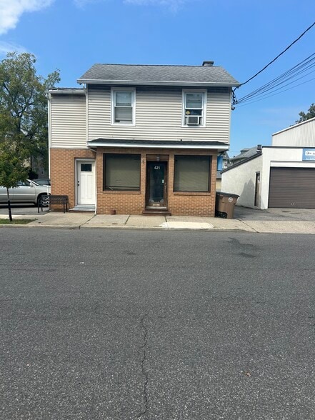 421 Fifth Ave, Pelham, NY for lease - Building Photo - Image 2 of 21