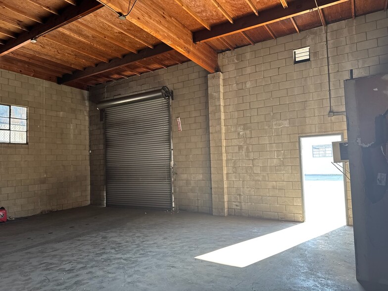 8024 Allport Ave, Santa Fe Springs, CA for lease - Building Photo - Image 3 of 11