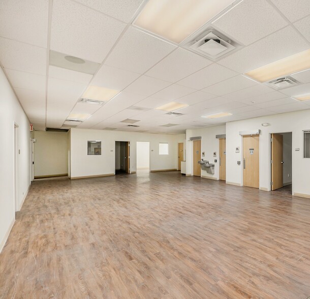 3030-3034 Downing St, Denver, CO for lease - Interior Photo - Image 3 of 26