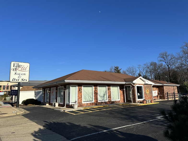 2539 Chain Bridge Rd, Vienna, VA for sale - Primary Photo - Image 1 of 9