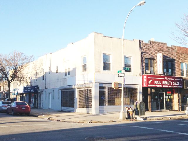 2201 Avenue U, Brooklyn, NY for lease - Building Photo - Image 2 of 3