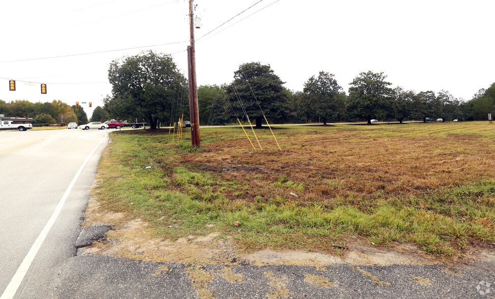 2100 W Dekalb St, Camden, SC for sale - Primary Photo - Image 1 of 1
