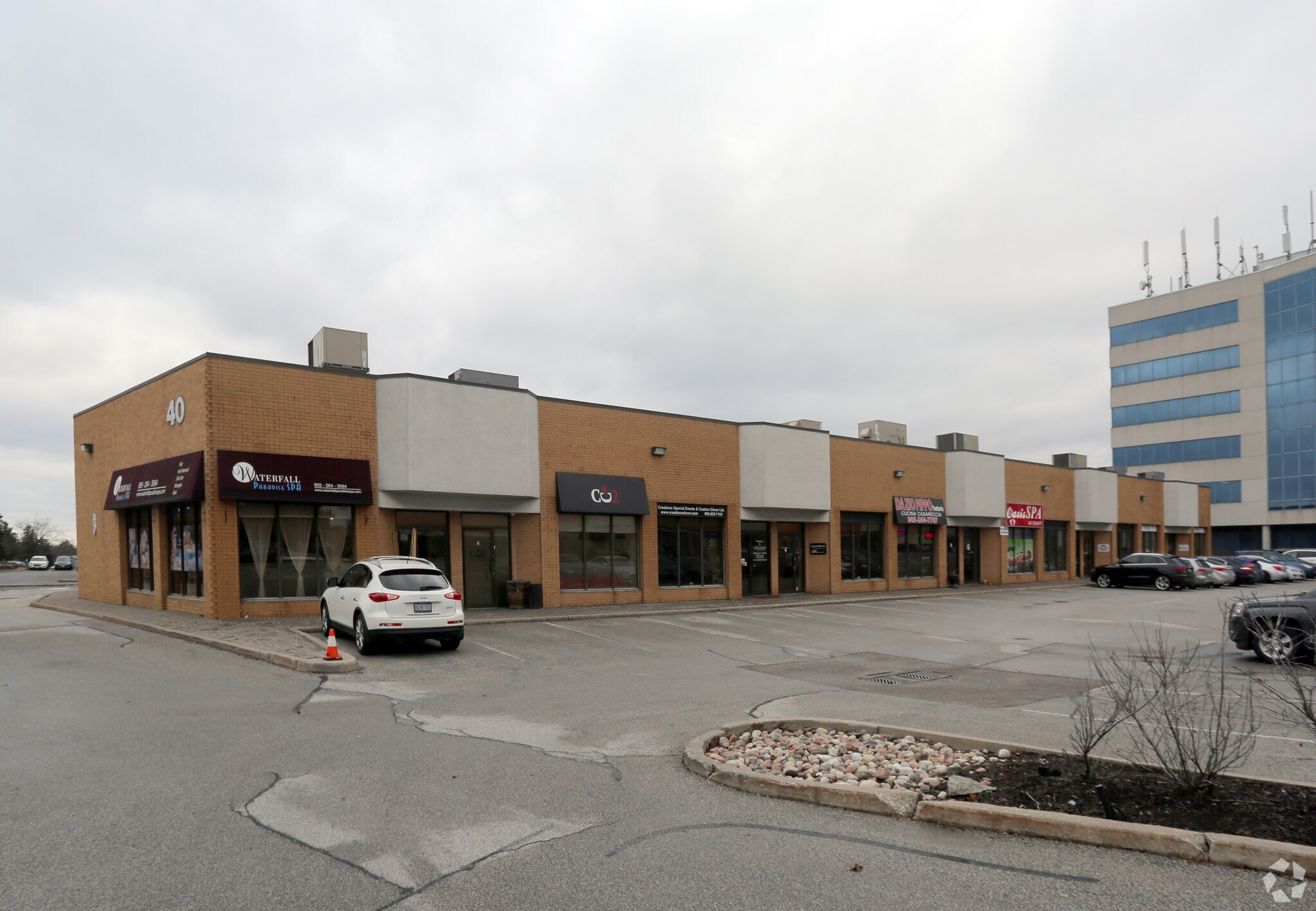 40 Winges Rd, Vaughan, ON for sale Primary Photo- Image 1 of 1