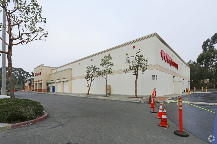 1702-1706 Oceanside Blvd, Oceanside, CA for sale - Primary Photo - Image 1 of 1