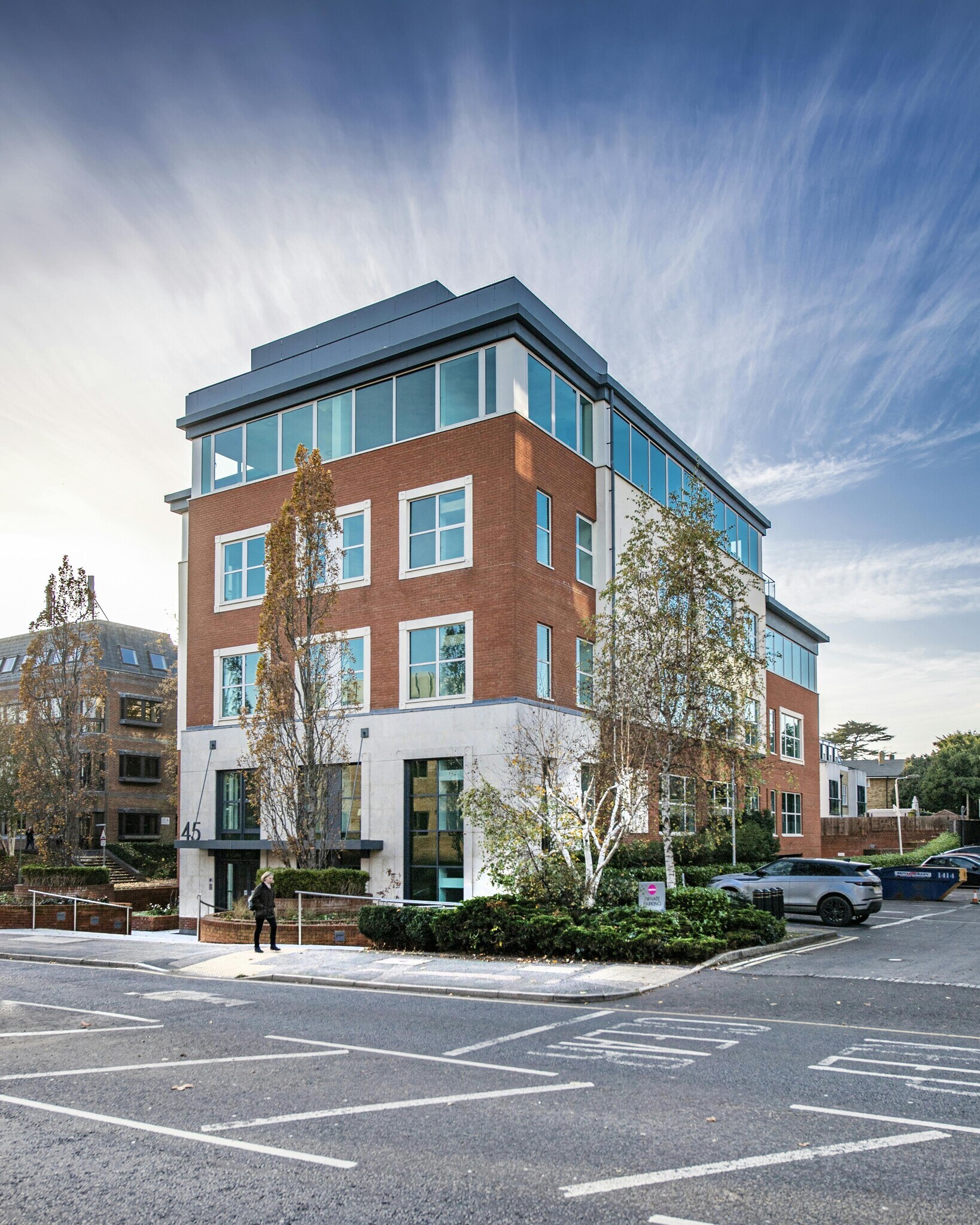 45 London Rd, Reigate for lease Building Photo- Image 1 of 13