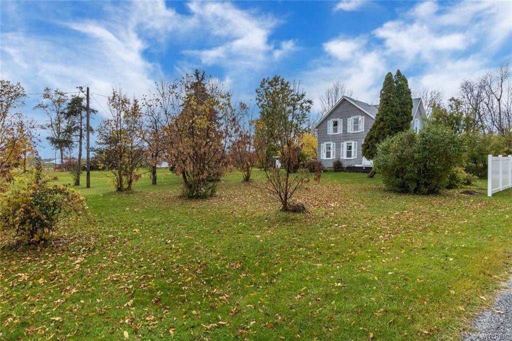 2355 Bedell Rd, Grand Island, NY 14072