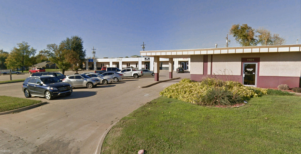 1101-1103 SW C Ave, Lawton, OK for sale - Building Photo - Image 1 of 1