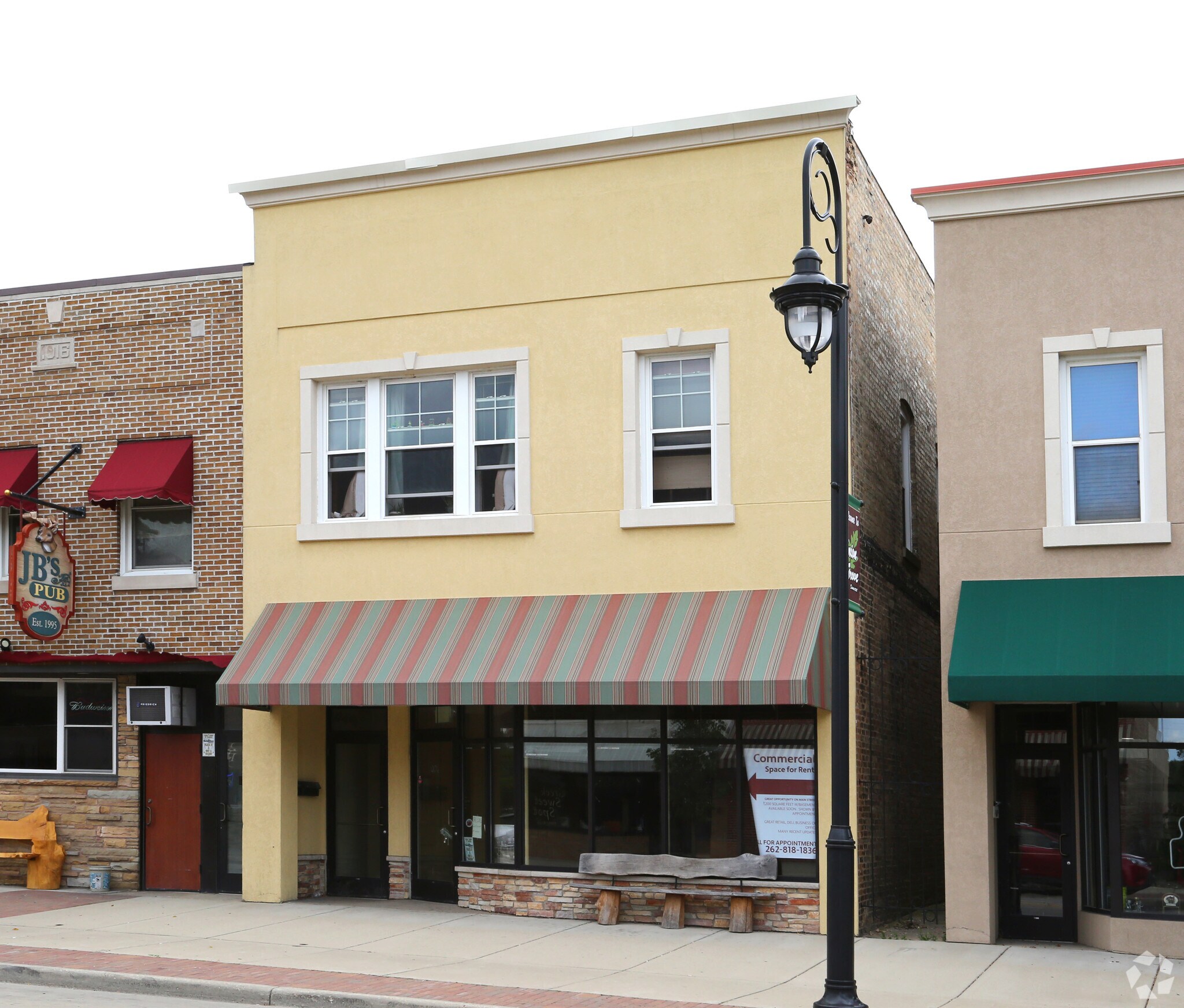 1002 Main St, Union Grove, WI for sale Primary Photo- Image 1 of 1