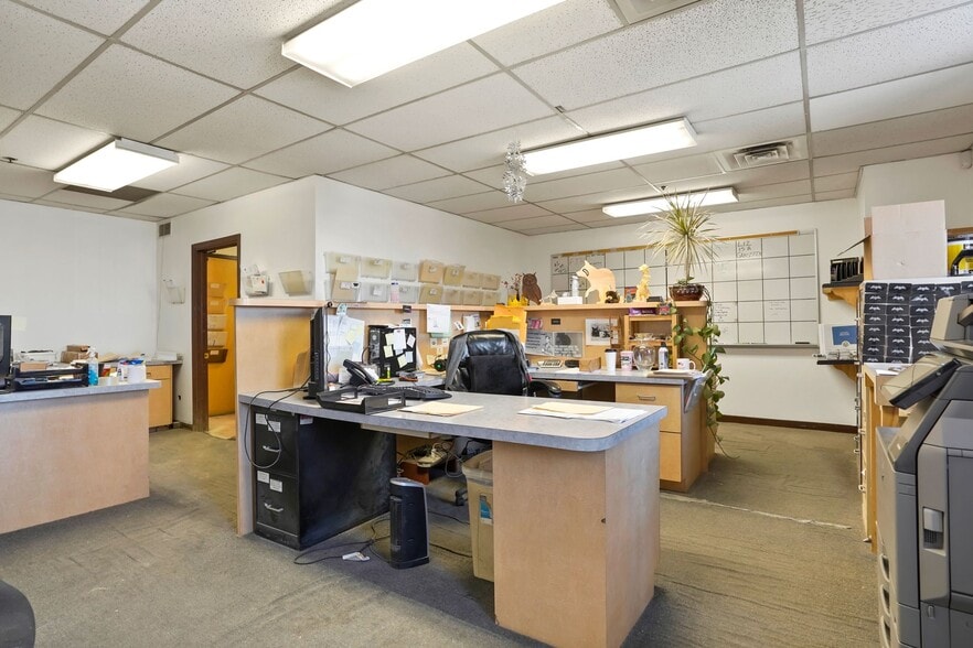 3220 E 52nd Ave, Denver, CO for sale - Interior Photo - Image 3 of 21
