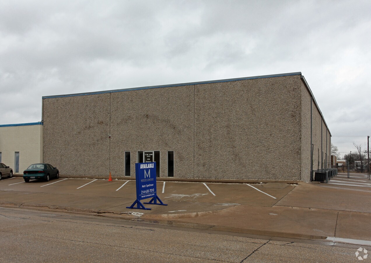3817 Dividend Dr, Garland, TX 75042