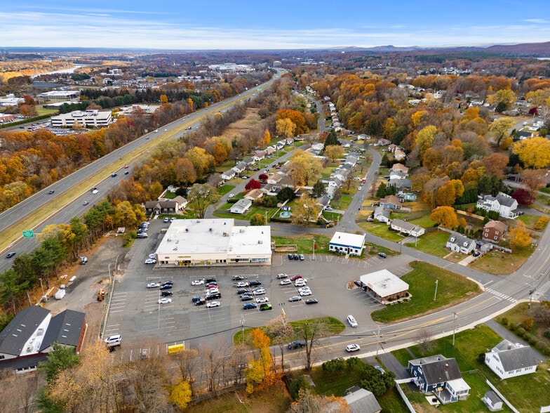 250 Westfield Rd, Holyoke, MA for sale - Building Photo - Image 2 of 7