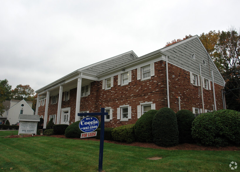 6 Pompton Ave, Cedar Grove, NJ for lease - Building Photo - Image 3 of 18