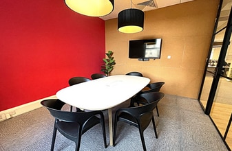 130 Queens Rd, Brighton for lease Interior Photo- Image 1 of 3