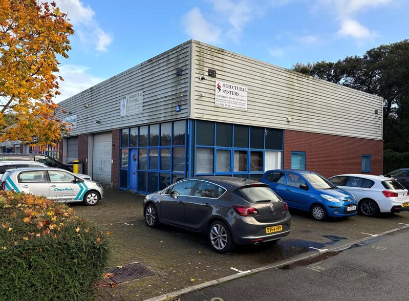 Lambourne Cres, Cardiff for lease - Building Photo - Image 2 of 4