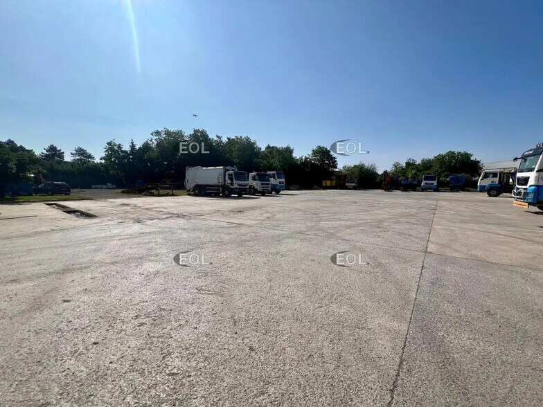 Industrial in Claye-Souilly for sale - Building Photo - Image 3 of 11