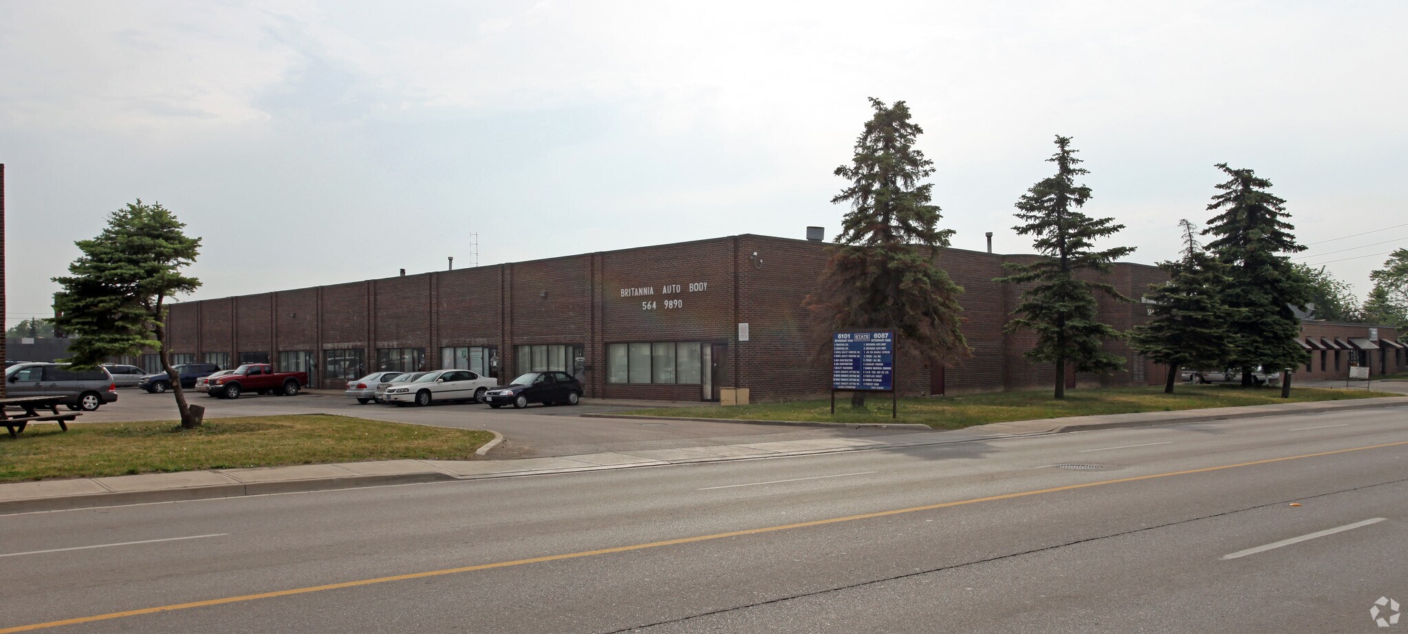 6087 Netherhart Rd, Mississauga, ON for lease Primary Photo- Image 1 of 4